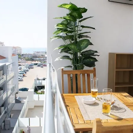 Cantinho Do Seculo - Sunny 2br Near Bus Station